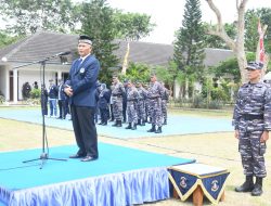 Tanamkan Jiwa Bela Negara, Puslatdiksarmil Kodiklatal Latih Mahasiswa PPG Prajabatan Universitas PGRI Adi Buana Surabaya