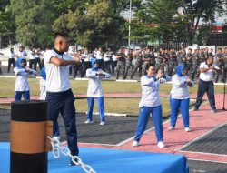 Ketua Korcab V DJA II Beserta Pasukan PHH dan Personil Lantamal V Laksanakan Olahraga Bersama