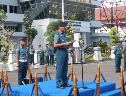 Aspers Pangkoarmada II Pimpin Upacara Bendera 17-an