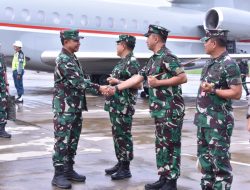 Dankodiklatal Sambut Kedatangan Panglima TNI di Jawa Timur