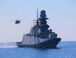 KRI Diponegoro-365 Laksanakan Latihan Bersama Kapal Nato