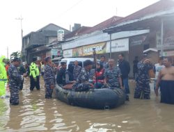 Lanal Batuporon Bantu Kerahkan Prajurit Evakuasi Korban Banjir
