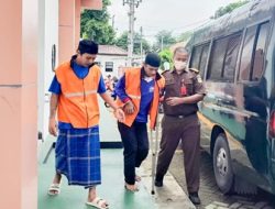 Terdakwa Cabul Disidang di PN Kota Kediri dengan Kaki Pincang