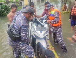 Lanal Semarang Bantu Bencana Banjir Di Kabupaten Jepara Dan Kabupaten Demak