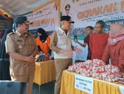 Pj. Bupati Sri Handoko Tinjau Gerakan Pangan Murah di Jatirejo, Loceret