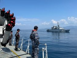 KRI Hasan Basri-382 Laksanakan Latihan Bersama Kapal Perancis