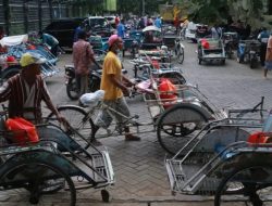 Rangkul Karang Taruna, Baznas Salurkan 450 Sembako Bagi Abang Becak, Petani Dan Nelayan
