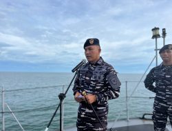 KRI Layang-635 Gelar Upacara Kenkat Bagi Prajurit Jalasena Terbaik