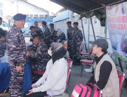 KRI Banda Aceh-593 Bawa Pemudik Kembali Ke Jakarta