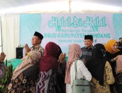 Halal Bihalal Dengan Keluarga Besar RSUD Jombang Pj Bupati Sugiat Tekankan Peningkatan Layanan