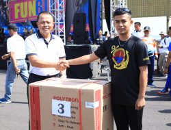 Komandan dan PJU Puspenerbal Ikuti Gowes Navy Fun Bike Keliling Markas TNI AL