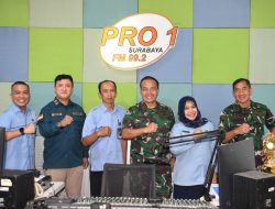 Gaungkan Hardikal Ke-78, Dankodikdukum Kodiklatal On Air Program Derap Prajurit di RRI Surabaya