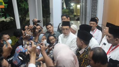 Pj. Gubernur Jatim Lepas Keberangkatan Jamaah Haji Kloter Pertama Asal Kabupaten Bojonegoro