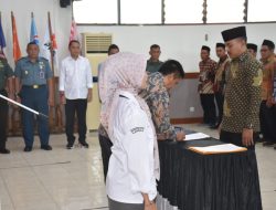 Kadispotmar Lantamal V Hadiri Upacara Pengambilan Sumpah Dan Janji Anggota Panitia Pemilihan Kecamatan