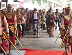 Mengintip Sedikit Cerita Dibalik Upacara Adat Labuh Laut Larung Sembonyo di Pantai Prigi Trenggalek