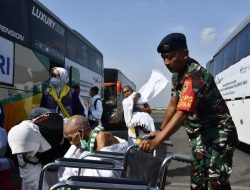 Satgaspam TNI AL Bandara Internasional Juanda Pastikan Keamanan Keberangkatan Jama’ah Haji 2024