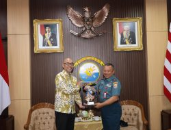 Pangkoarmada II Terima Kunjungan Ketua Majelis Beserta Direktur Utama PT. Biro Klasifikasi Indonesia (Persero)