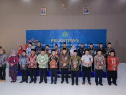 Pelantikan PPIH Embarkasi Surabaya 2024, Pj Gubernur Minta Petugas Terapkan Tiga Prinsip