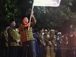 Kloter besar Terakhir CJH Sidoarjo diberangkatkan Plt. Bupati Sidoarjo