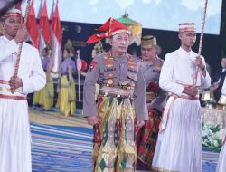 Kapolri Diberi Gelar Adat-Pusaka oleh Dewan Adat dan Kerajaan di Sulawesi Selatan