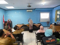Hindari Diskriminasi Pelayanan Bagi Difabel, Dinas Sosial Selenggarakan Pelatihan Bahasa Isyarat