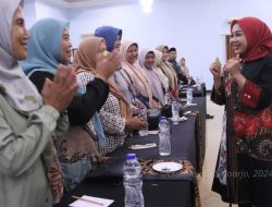 Plt Ketua TP PKK Sidoarjo dr Sriatun Subandi Apresiasi Pelatihan Pelayanan Kesehatan Tradisional oleh Dinkes Sidoarjo