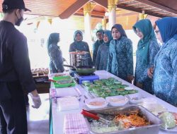 Sosialisasikan Konsumsi Pangan B2SA, dr. Sriatun Subandi Harapkan Kader PKK Bisa Hidangkan Makanan Sehat Bagi Keluarga
