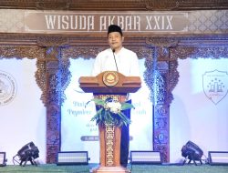 Pesan Plt Bupati Subandi di Wisuda Santri Ponpes Al Amanah: Terus Raih Cita-Cita agar Bermanfaat bagi Agama, Bangsa, dan Negara