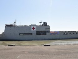 KRI dr. Soeharso-990 Dukung Lattek Pelayaran WJY XXII Tahun 2024