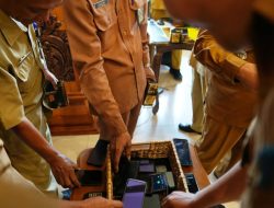 Cegah Phone Snubbing, Pj. Wali Kota Mojokerto Wajibkan ASN Kumpulkan HP Saat Rapat