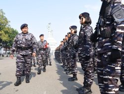 Siap Tempur ! Apel Gelar Kesiapan Amphibious Operation Task Group Latgabma Super Garuda Shield 2024 di Dermaga Madura