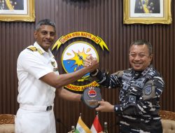 Pangkoarmada II Terima Courtesy Call CO INS Shivalik dan Athan India