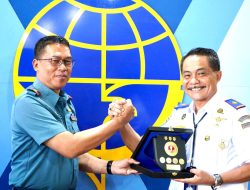 Perkuat Implementasi Diplomasi Maritim, Pasis Dikspespa Hukum Kodiklatal Gelar Lattek di Pelabuhan Tanjung Perak