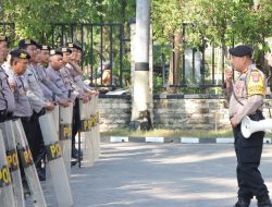 Polres Nganjuk Menggelar Latihan Penyegaran Kompi Pengendalian Massa (Dalmas)