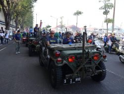 Kendarai Wilis, Irkodiklatal Bersama Komunitas Vespa Ikut Meriahkan NBOD HUT Ke-79 TNI AL