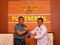 Lanjutkan Kerjasama, Wakil Komandan Puspenerbal Terima Coutesy Call Kepala BNNP Jatim