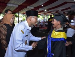 Bupati Said Mewisuda Ratusan Lansia Se-Kabupaten Boyolali