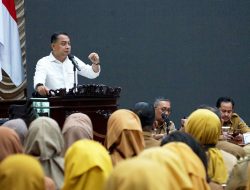 Ubah Mindset Camat-Lurah, Wali Kota Eri Tekankan Transformasi Layanan Publik dan Prioritaskan Kebutuhan Warga