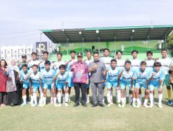 Pjs. Bupati Sidoarjo Tinjau Latihan Tim Sepak Bola GSI Nasional, Kabupaten Sidoarjo Tunjukkan Dukungan Penuh