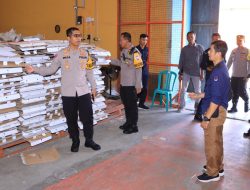 Kapolres Ngawi Cek Gudang KPUD, Pastikan Keamanan Logistik Pilkada 2024