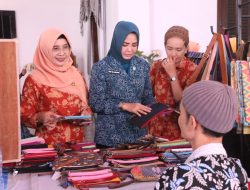 Pjs. Ketua TP PKK Sidoarjo Enny Haliyanti Ajak Kader Membangun Sinergi dan Kolaborasi dalam Melaksanakan Program PKK
