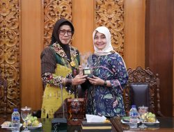 Produk UMKM Dekranasda Sidoarjo Jadi Percontohan Kota Surakarta