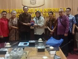 Berkunjung ke Jatim, Diskominfotik Kota Denpasar Berbagi Pengalaman Pelaksanaan Clearance TIK 2024