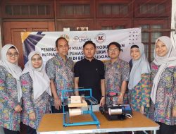 Dukung Industri Kreatif, Tim PKM Dosen D4 Teknik Mesin UNESA Beri Bantuan Mesin Sablon Multifungsi untuk UKM Sablon Kemasan di Sidoarjo