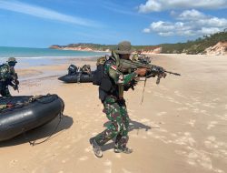 Di Pulau Bathrust, Australia, Prajurit Marinir TNI AL Laksanakan Latihan Pendaratan Amfibi