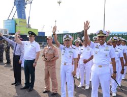 Lantamal V Lepas Keberangkatan Empat Kapal Perang Angkatan Laut Rusia