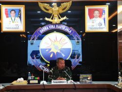 Pangkoarmada II Tinjau Gladi Defile dan Pimpin Rapat Persiapan Puncak Hari Armada RI 2024