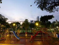 Menuju Kota Layak Anak Dunia, Pemkot Lengkapi 38 Taman Aktif di Surabaya dengan Perabot Bermain