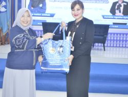 Kuliah Tamu Prodi S1 Administrasi Bisnis FISIP UHT Hadirkan Dua Narasumber Inspiratif