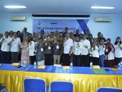 Pelatihan Penguji OSCE Fakultas Farmasi Universitas Hang Tuah : Meningkatkan Kompetensi Penguji Nasional
